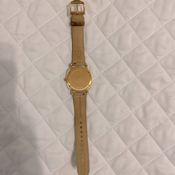 Fossil rose gold watch - Picture 3 of 3